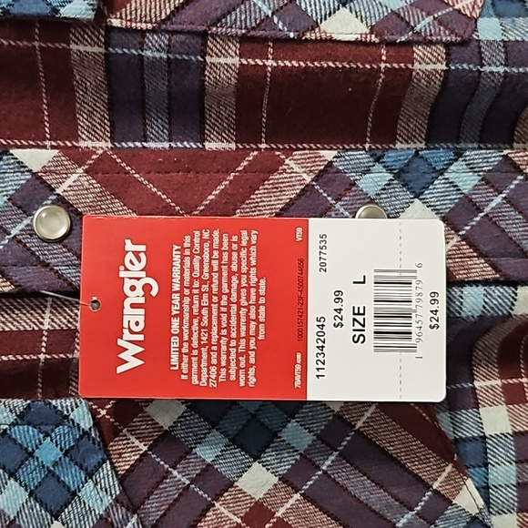 Men's Wrangler Flannel - Picture 3 of 5